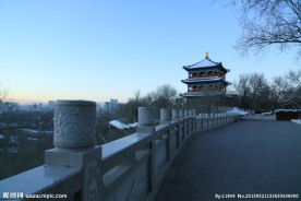 红山公园冬景 清晨冬