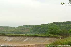 岸边