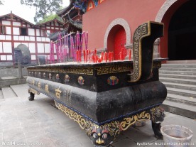 寺庙香炉