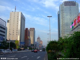 中山路傍晚街景