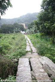 石板路