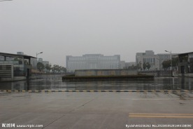 铜陵学院大门