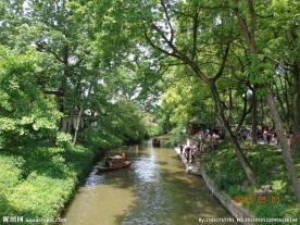 旅游景区河道风景图片