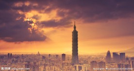 夕阳下的城市