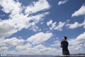 仰望天空