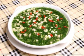 荠菜蘑菇烩鱼丁