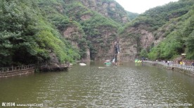 远山近水