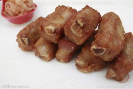 金牌蒜香骨