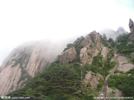 云雾天都峰