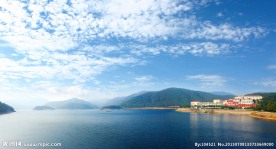 湖泊别墅