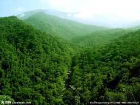 青山 蓝天 山顶