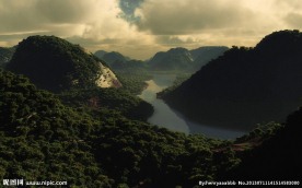傍晚山水风景