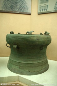 铜鼓