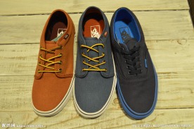 VANS鞋子