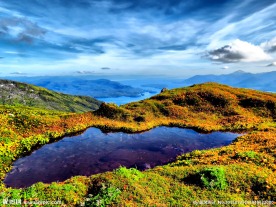 高山湖泊
