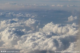 云海 飞机鸟瞰图