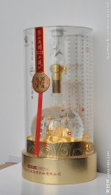 华山论剑西凤酒
