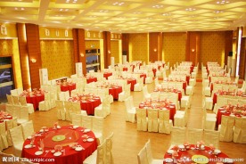 超宽无柱婚宴大厅