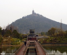 狼山春早