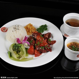 红烧牛腩饭
