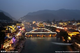 凤凰古镇夜景