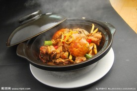 砂锅鸡煲蟹