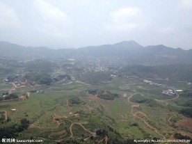 山中小村落
