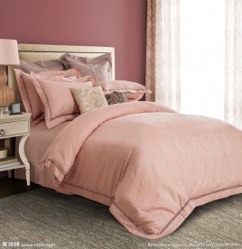 粉色花边绣花提花床品