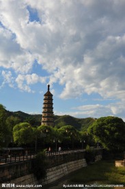 承德武烈河畔