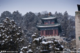 雪中楼阁