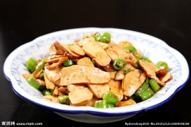 青椒炒香干