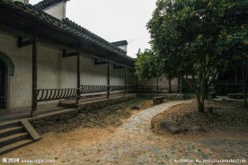 雄村
