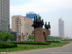 石家庄开发区八马雕塑