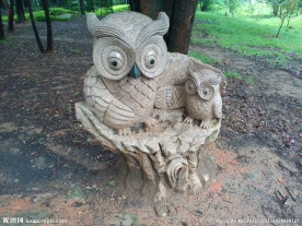 猫头鹰雕塑