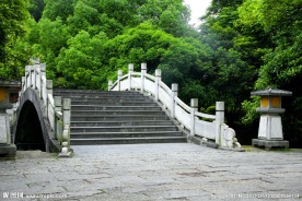 拱桥
