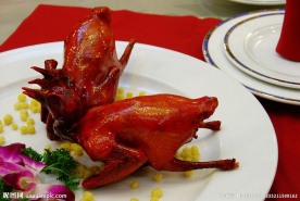 卤乳鸽