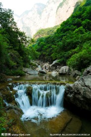 云台山潭瀑峡