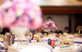 婚礼婚庆酒店婚桌布置