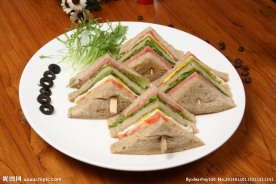 鸡蛋火腿三明治