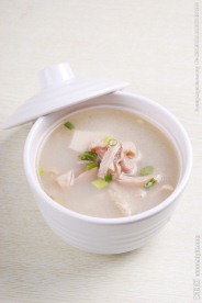 菌菇猪肚汤