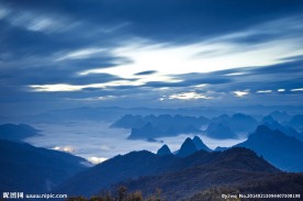 山峰 山脉 山 气势