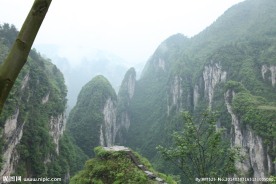 群山