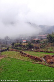 宁静的山村