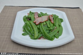 荷兰豆炒腊肉