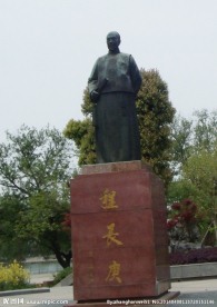 雕塑图片