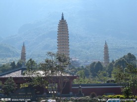 三塔寺