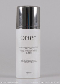 爽肤水