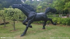 石雕之马