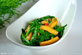 豆腐炒韭菜