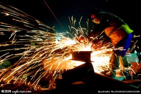 焊花飞溅